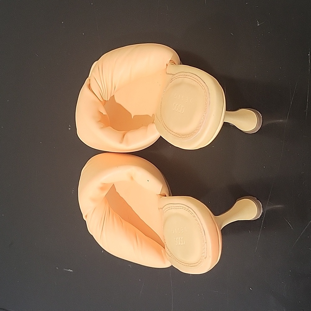 Mules - Picture 2 of 5